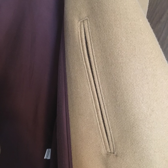 Banana Republic double breasted top coat, mens small, camel color - Picture 5 of 7